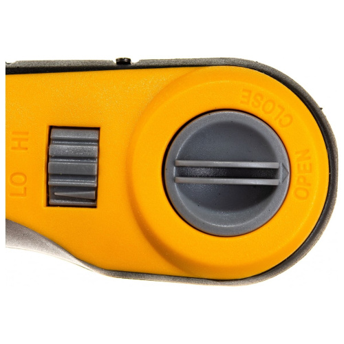 Инструмент для заделки витой пары NIKOMAX NMC-3640RB нож для кроссов типа 110 в комплекте